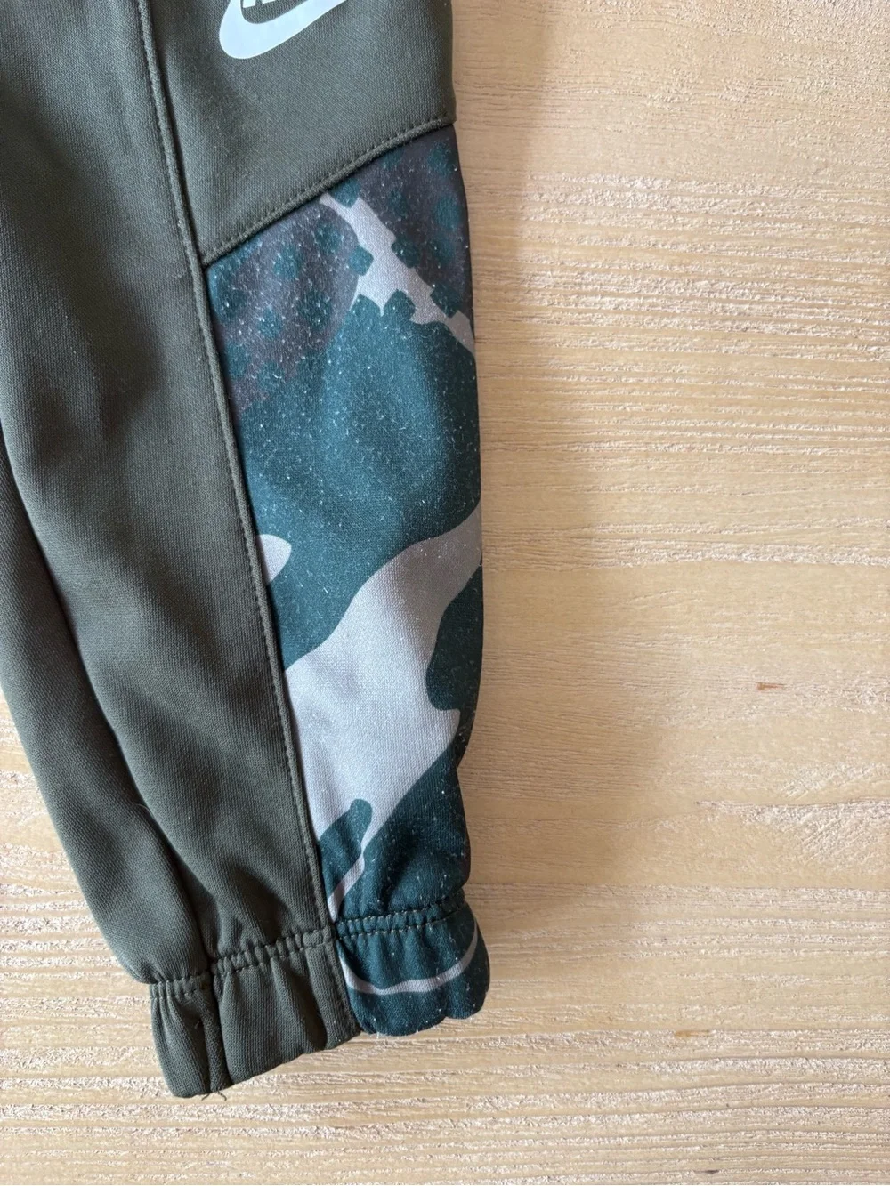 Nike Toddler Boys Olive Green Camo Panel Joggers Size 12M